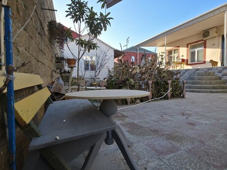 3 otaqlı həyət evi/bağ evi - Binə q. - 100 m²
