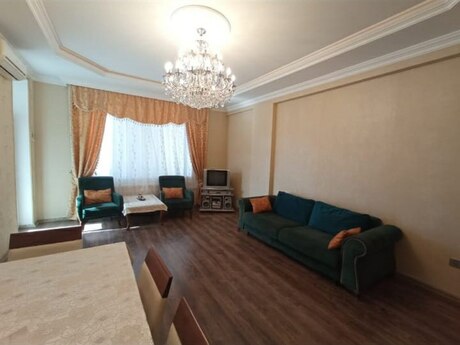 Elan №6076657 - Bakı, Əhmədli m., 2 otaqlı, 85 m², 14/17 mərtəbə