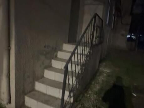 4 otaqlı köhnə tikili - Gənclik m. - 100 m²