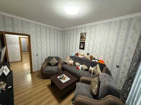 3 otaqlı köhnə tikili - Həzi Aslanov m. - 80 m²