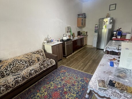 5 otaqlı həyət evi/bağ evi - Əmircan q. - 120 m²