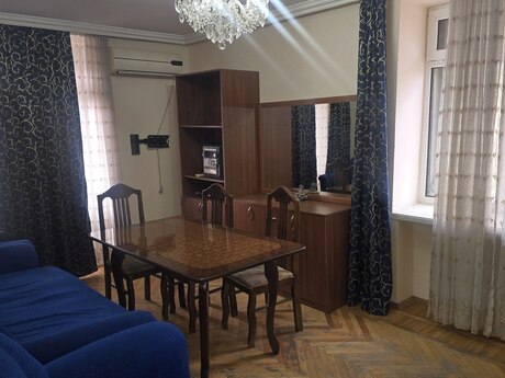 1 otaqlı köhnə tikili - İçəri Şəhər m. - 35 m²