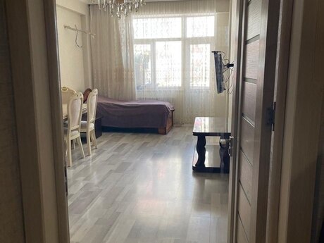 3-комн. новостройка - м. Иншаатчылар - 100 м²