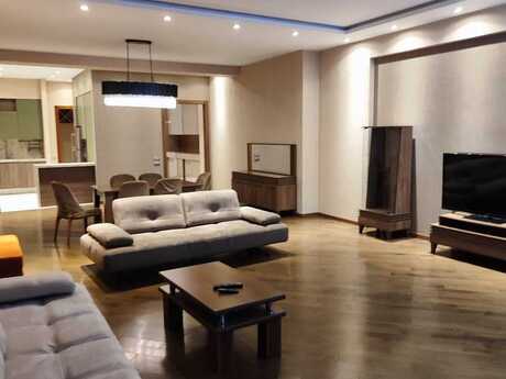 4 otaqlı yeni tikili - 28 May m. - 230 m²