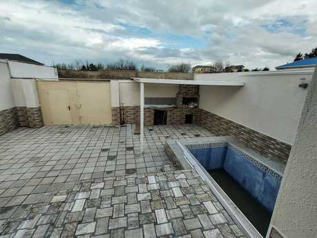 3 otaqlı həyət evi/bağ evi - Novxanı q. - 70 m²
