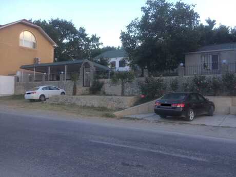 14 otaqlı həyət evi/bağ evi - Xaçmaz - 200 m²
