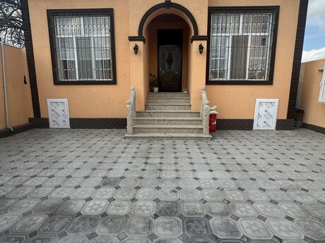 4 otaqlı həyət evi/bağ evi - Maştağa q. - 100 m²