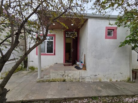 3 otaqlı həyət evi/bağ evi - Biləcəri q. - 80 m²