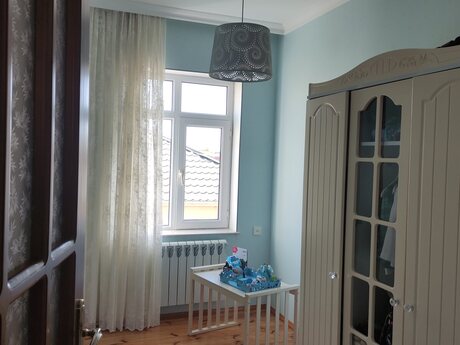 6 otaqlı həyət evi/bağ evi - Masazır q. - 178 m²