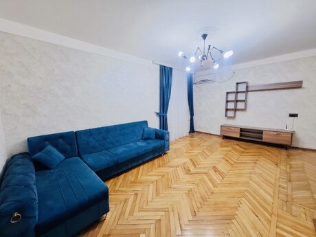 2 otaqlı köhnə tikili - İnşaatçılar m. - 40 m²
