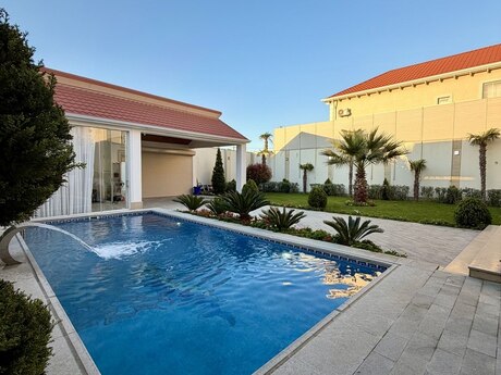 4 otaqlı həyət evi/bağ evi - Mərdəkan q. - 200 m²