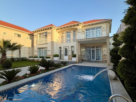 4 otaqlı həyət evi/bağ evi - Mərdəkan q. - 200 m²