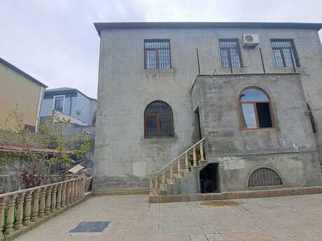 5 otaqlı həyət evi/bağ evi - Badamdar q. - 200 m²