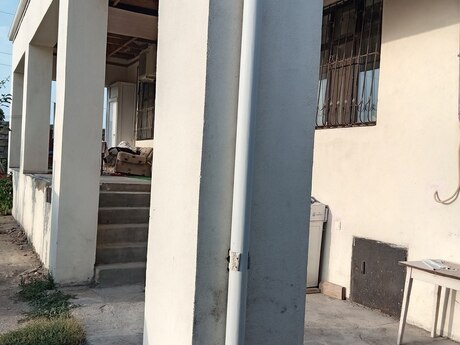 4 otaqlı həyət evi/bağ evi - Qala q. - 160 m²