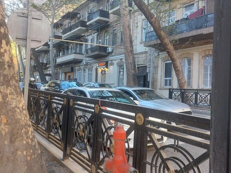Elan №6076865 - Bakı, 28 May m., 60 m²