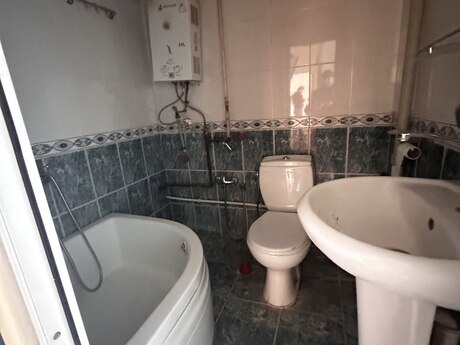 3 otaqlı köhnə tikili - Nərimanov r. - 65 m²