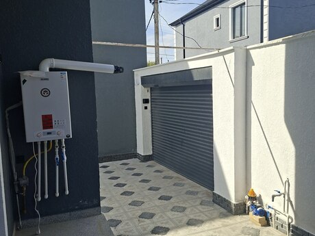 4 otaqlı həyət evi/bağ evi - Binə q. - 150 m²