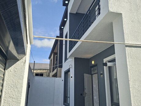 4 otaqlı həyət evi/bağ evi - Binə q. - 150 m²