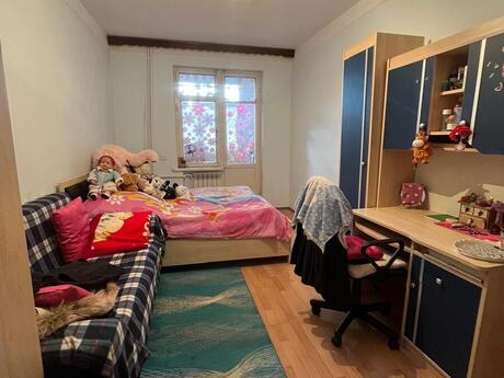 4 otaqlı köhnə tikili - Avtovağzal m. - 105 m²