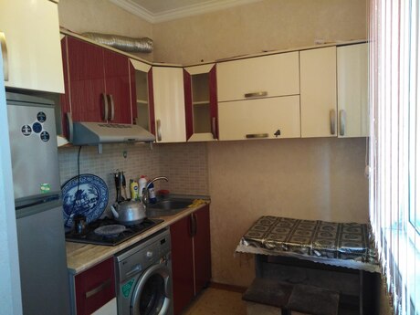 2 otaqlı köhnə tikili - Gənclik m. - 60 m²