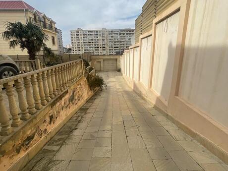 6 otaqlı həyət evi/bağ evi - Badamdar q. - 300 m²
