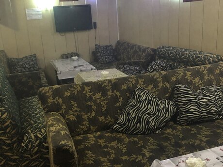 Obyekt - Şah İsmayıl Xətai m. - 60 m²