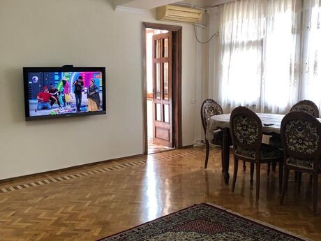3 otaqlı köhnə tikili - 28 May m. - 95 m²