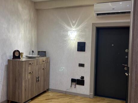 2 otaqlı yeni tikili - Bakıxanov q. - 78 m²