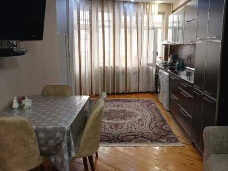 3-комн. новостройка - м. Иншаатчылар - 132 м²