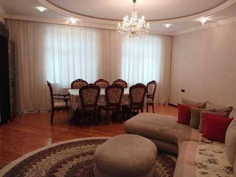 3-комн. новостройка - м. Иншаатчылар - 132 м²