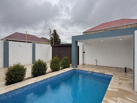 4 otaqlı həyət evi/bağ evi - Mərdəkan q. - 140 m²