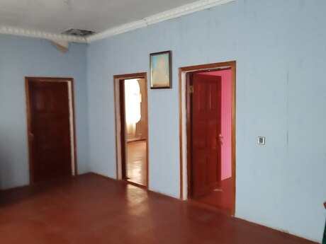 6 otaqlı həyət evi/bağ evi - Mehdiabad q. - 220 m²