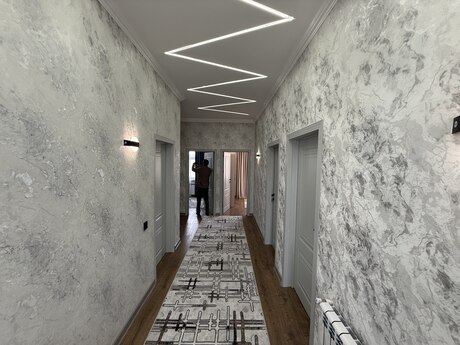 6 otaqlı həyət evi/bağ evi - Maştağa q. - 240 m²