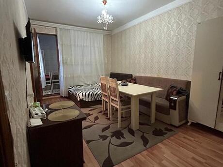 1 otaqlı köhnə tikili - Memar Əcəmi m. - 40 m²
