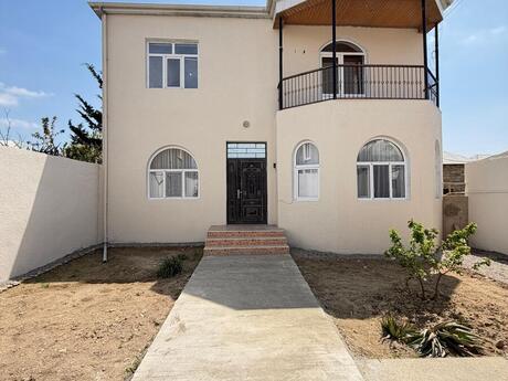 5 otaqlı həyət evi/bağ evi - Mərdəkan q. - 200 m²