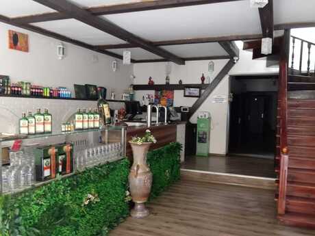 Obyekt - Nizami m. - 1150 m²