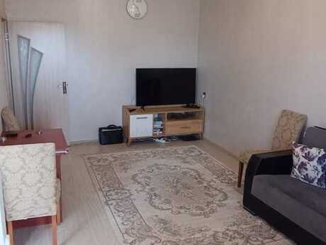 3 otaqlı köhnə tikili - Memar Əcəmi m. - 58 m²