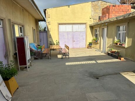 4 otaqlı həyət evi/bağ evi - Lökbatan q. - 600 m²