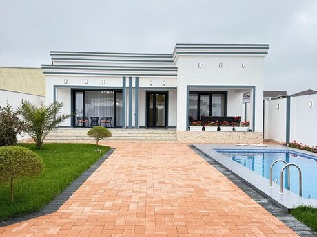 4 otaqlı həyət evi/bağ evi - Mərdəkan q. - 180 m²