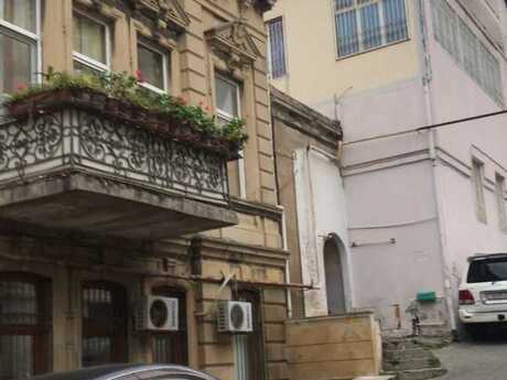 2 otaqlı köhnə tikili - İçəri Şəhər m. - 30 m²
