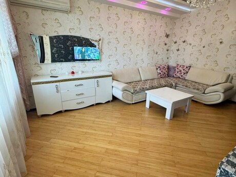 Elan №6077258 - Bakı, İnşaatçılar m., 2 otaqlı, 65 m², 13/18 mərtəbə