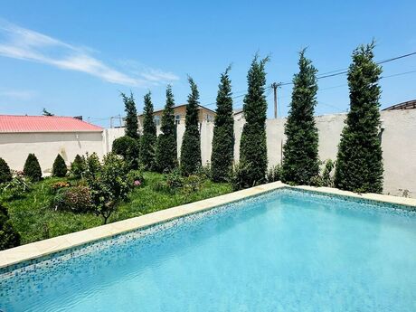 4 otaqlı həyət evi/bağ evi - Mərdəkan q. - 200 m²