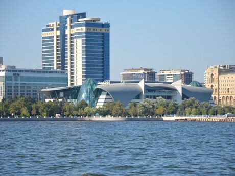 Объявление №6077263 - Баку, м. Сахил, 3-комн., 215 м², 14/19 этаж