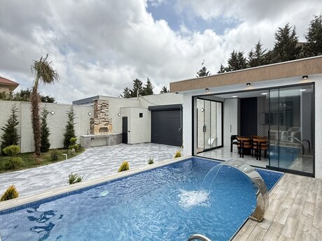 4 otaqlı həyət evi/bağ evi - Mərdəkan q. - 160 m²