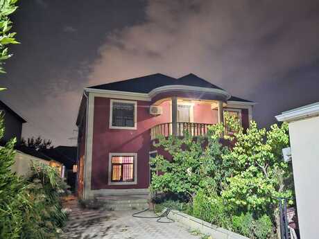 6 otaqlı həyət evi/bağ evi - Saray q. - 260 m²