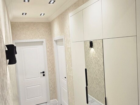 2 otaqlı köhnə tikili - Yeni Günəşli q. - 65 m²