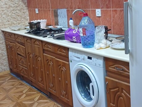 1 otaqlı yeni tikili - İnşaatçılar m. - 65 m²