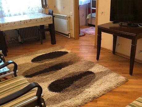 2 otaqlı köhnə tikili - Gənclik m. - 45 m²