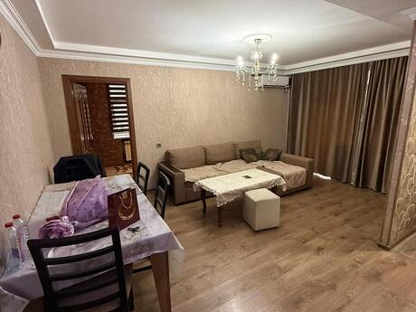 2 otaqlı köhnə tikili - İnşaatçılar m. - 60 m²