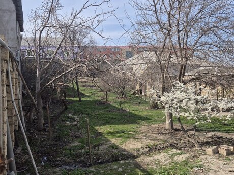4 otaqlı həyət evi/bağ evi - Xırdalan - 100 m²
